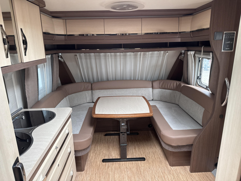 Hobby Prestige 560 WLU Mover/Fietsdrager/Airco  foto: 2
