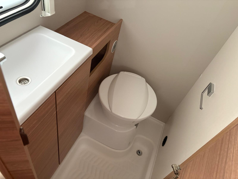 Weinsberg CaraOne Edition HOT 390 QD Fietsendrager  foto: 5