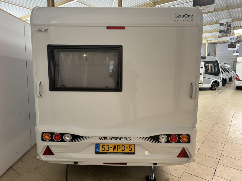 Weinsberg CaraOne Edition HOT 390 QD voortent | ex-verhuur 