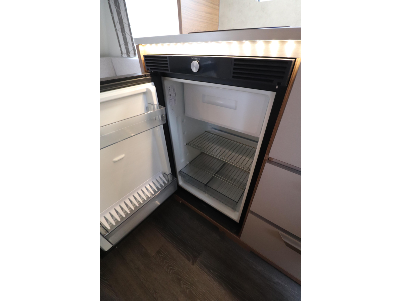 Knaus Sport E-Power Selection 420 QD Mover / Luifel / Airco  foto: 13