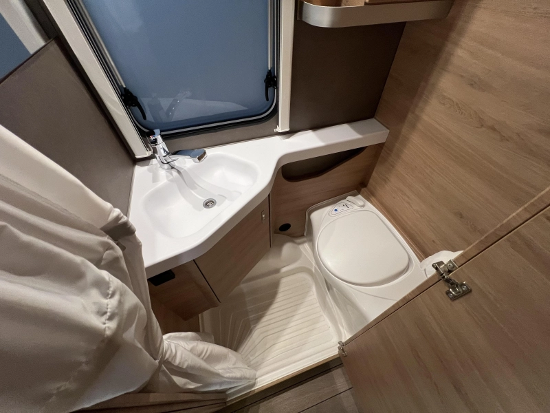 Knaus Sudwind 420 QD  foto: 12