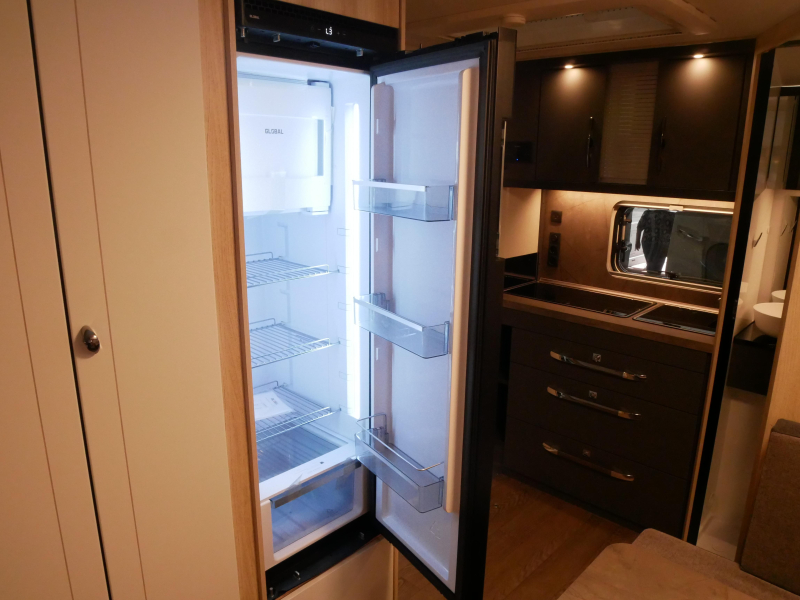 Hobby De Luxe 460 SFF Model 2027  foto: 15