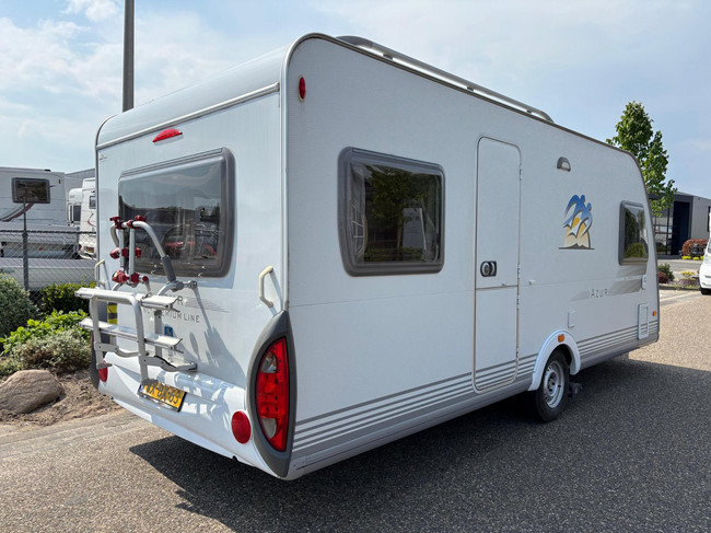 Knaus Azur NL-Premium line | Caravanmover | Fietsenrek | | Douche | 3-Pits gasfornuis | Koelkast + vriesvak