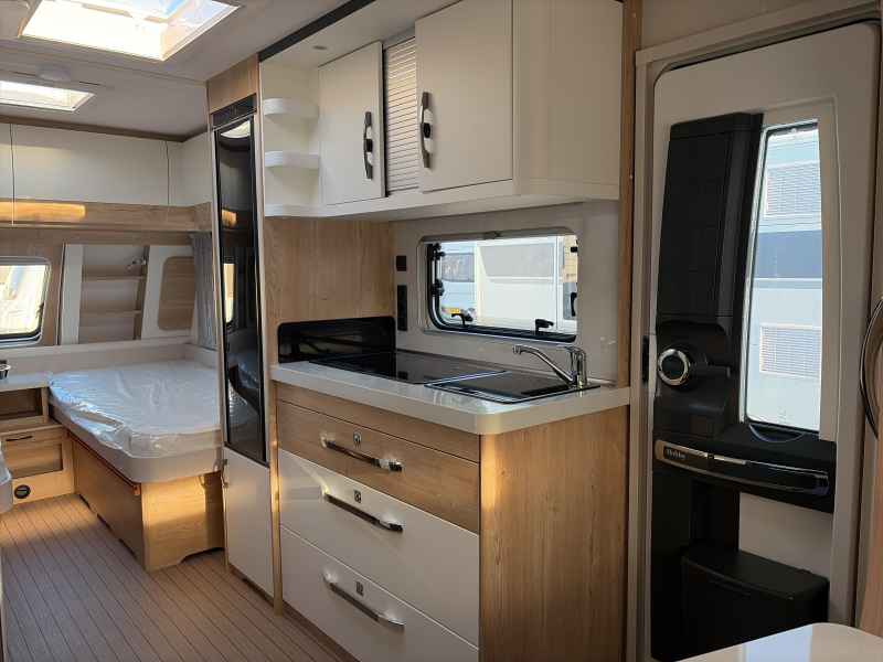 Hobby Excellent Edition 495 UL Model 2027  foto: 6