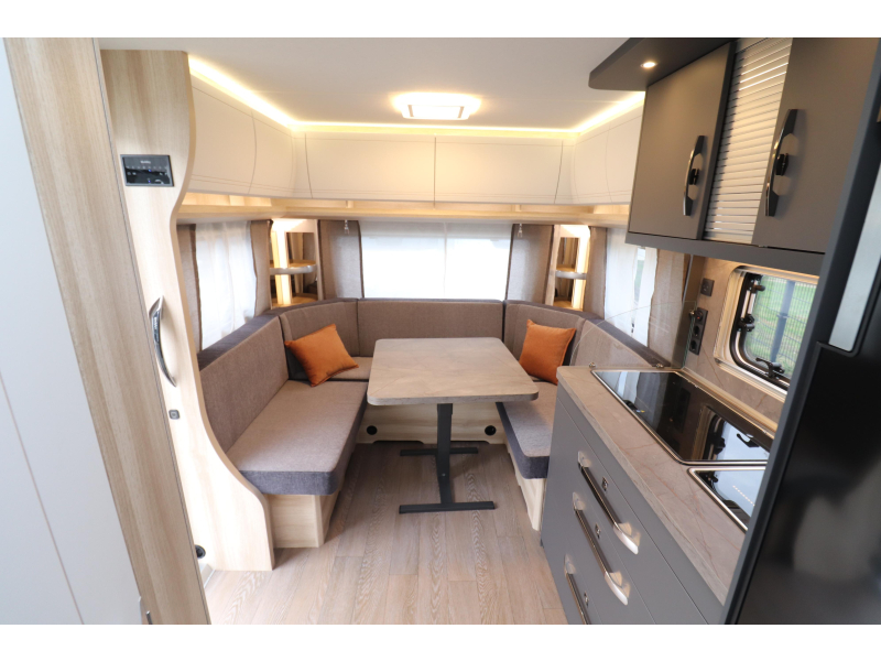 Hobby De Luxe 540 UL MODEL 2027 - 894  foto: 8