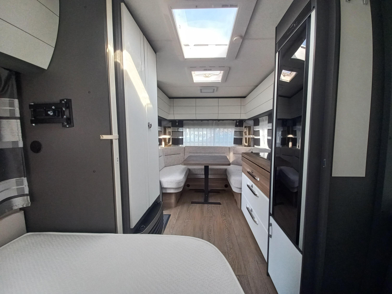 Hobby Excellent Edition 460 UFE mover-voortent  foto: 6