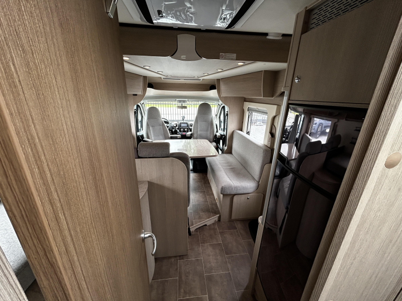 Bürstner Nexxo 580 T Hefbed/2015/5.8M/Euro-5  foto: 7