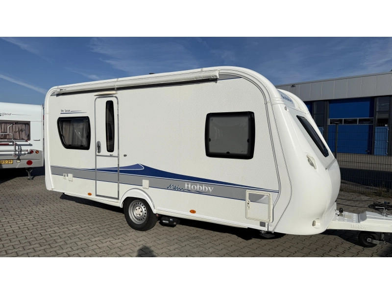 Hobby De Luxe 460 UFE frans bed rondzit toilet  foto: 0