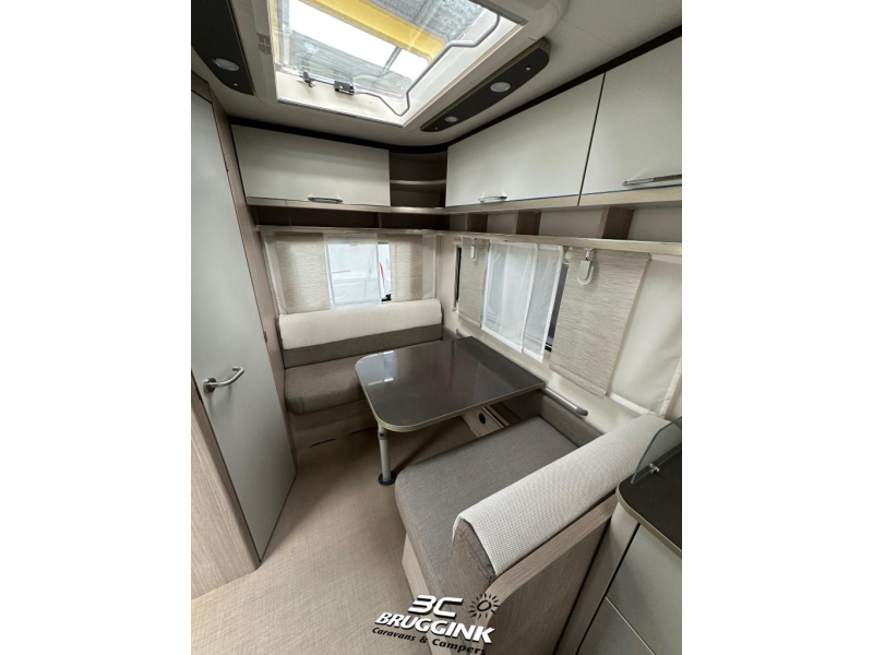 Bürstner Premio 395 TS Dwars Bed 210CM!  foto: 3