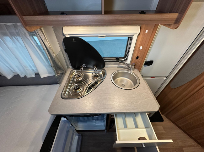 Weinsberg 390 QD CaraOne EDITION (HOT) foto: 6