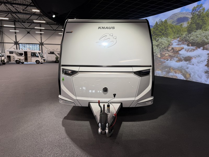 Knaus Sudwind Black Selection 450 FU rondzit / fransbed  foto: 6