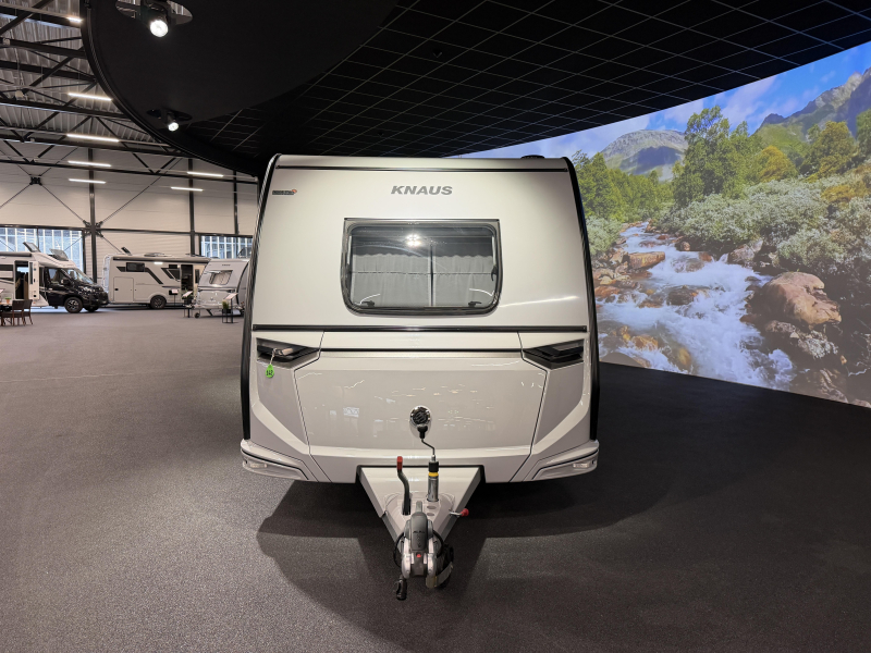 Knaus Sudwind Black Selection 500 QDK stapelbed / dwarsbed  foto: 4