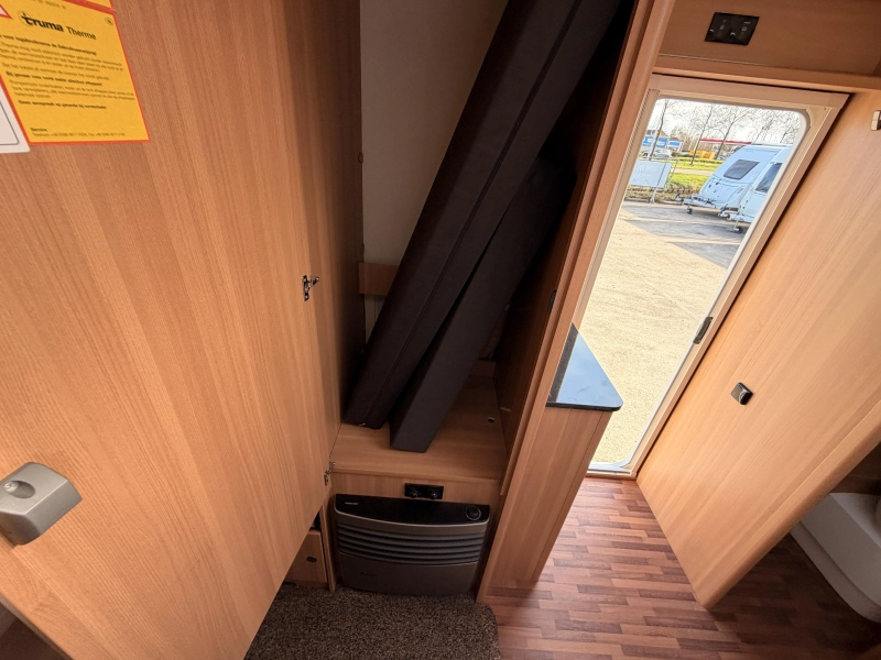 LMC Style 410 D Mover+Luifel+Fiets+Voort  foto: 14