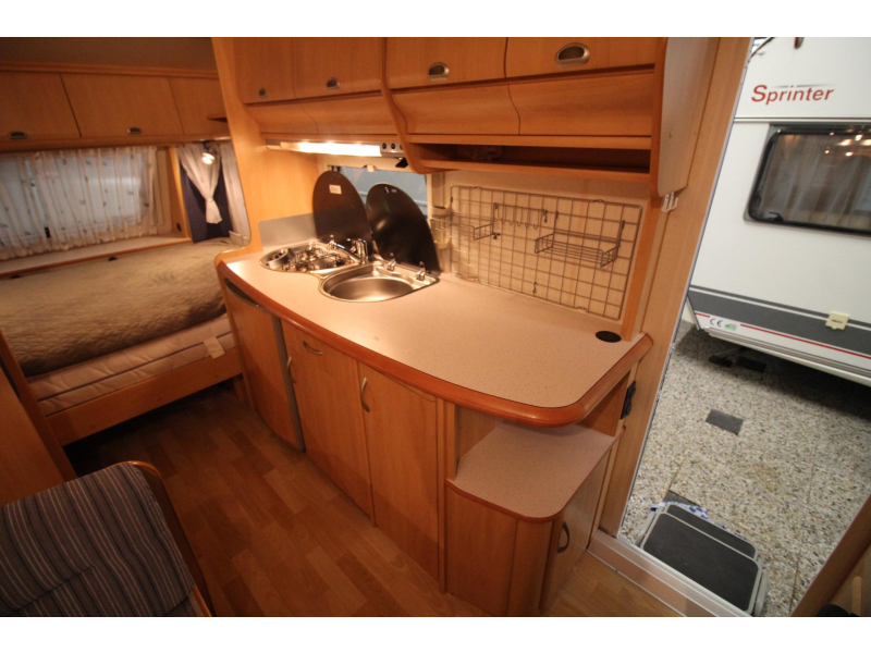 Hobby De luxe Easy 450 UB Mover, Voortent + luifel,  foto: 12