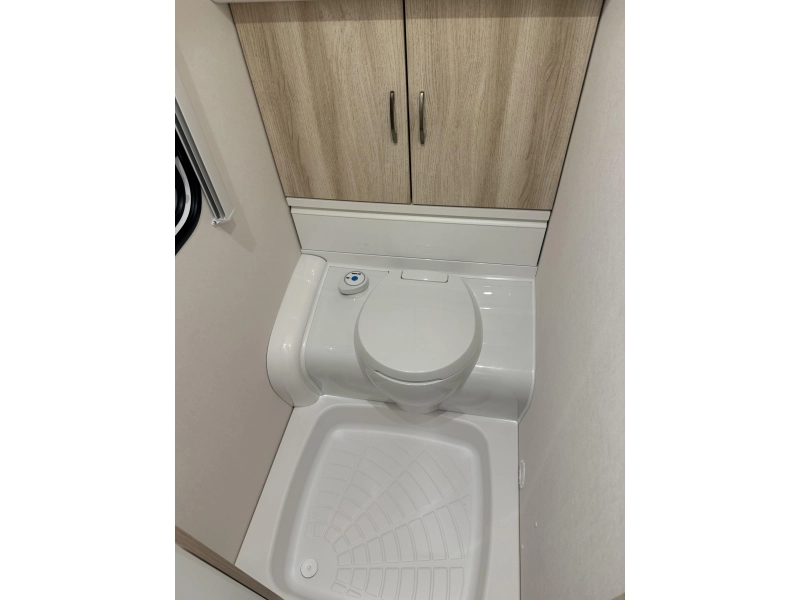 Hobby De Luxe 460 UFE  foto: 10