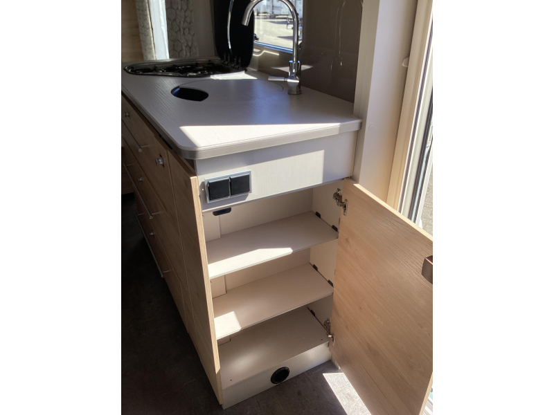 Dethleffs Nomad 530 DR Airco/ luifel  foto: 18