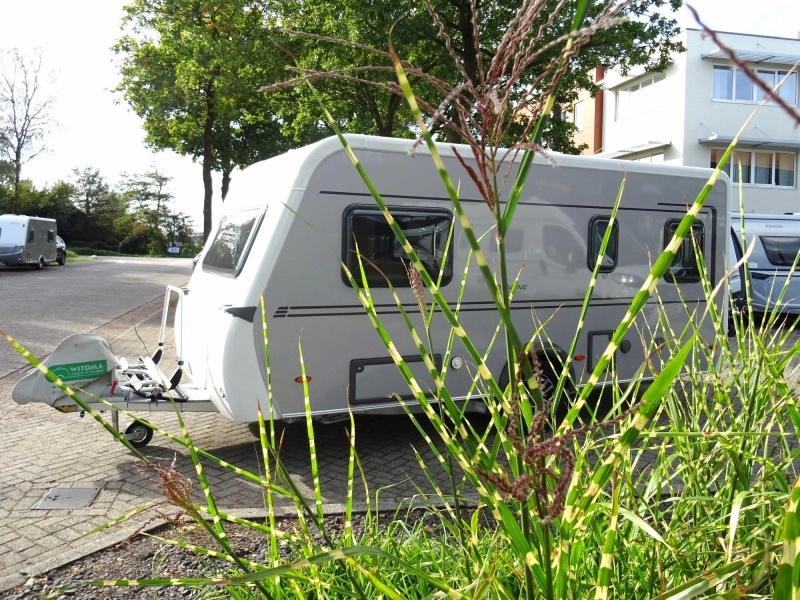 Eriba Novaline 470 v.a.€ 31.940,- moveractie  foto: 18
