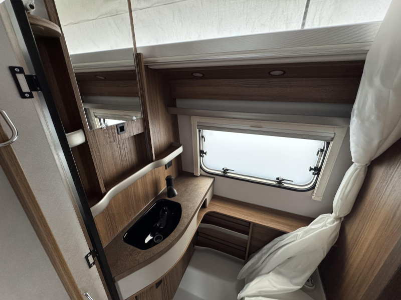 Eriba Touring 630 aanbieding  foto: 9