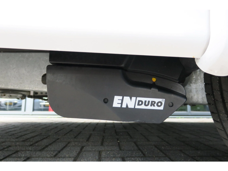 Knaus Sport Silver Selection 420 QD Voortent Mover fietsenrek  foto: 3