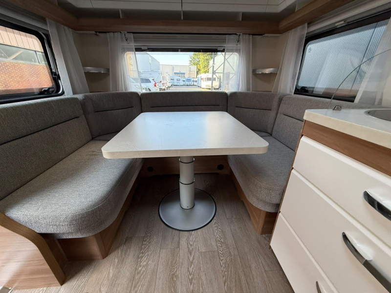 Hobby De Luxe 540 UL Top conditie!  foto: 8