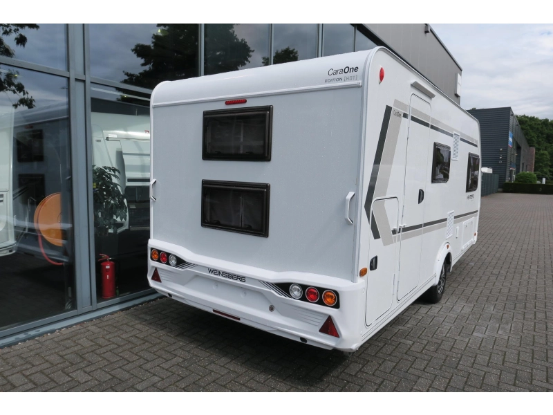 Weinsberg CaraOne Edition HOT 480 QDK Stapelbed vastbed treinz.  foto: 3
