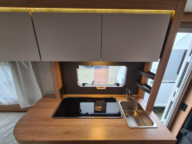 Knaus Sport 500 EU Cassetteluifel  foto: 10