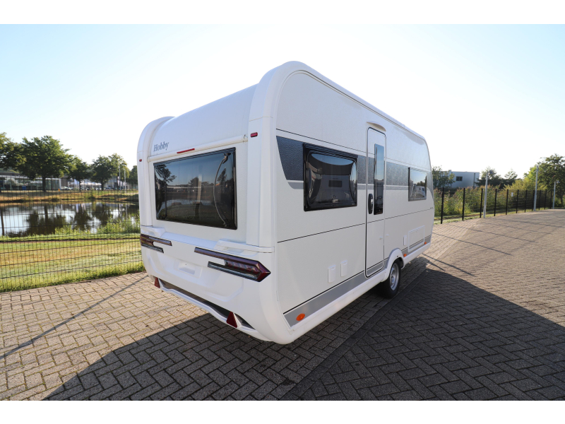 Hobby De Luxe 460 UFE MODEL 2026 - 1500KG - 900 