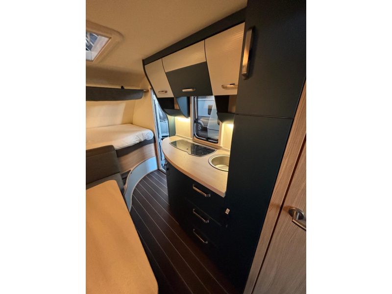 Knaus Sport en Fun 480 QL Mover Cassetteluifel  foto: 7