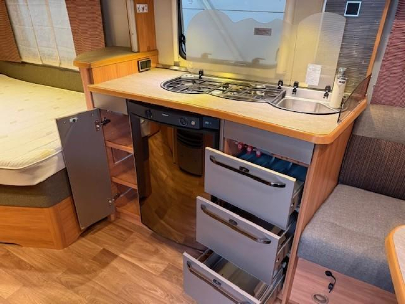 Eriba Nova GL 465 mover 