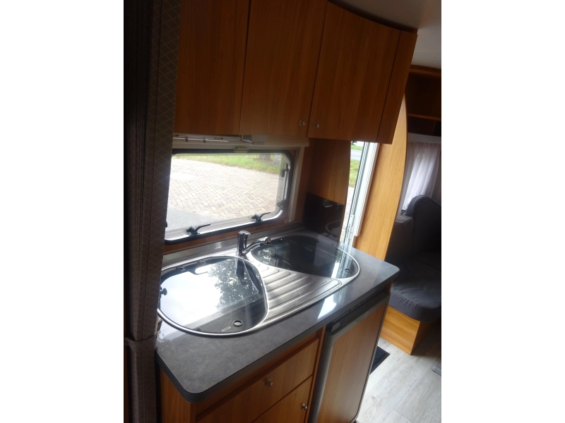 Bürstner Flipper 460 TL  foto: 17