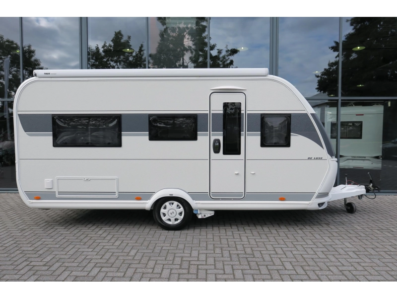 Hobby De Luxe 460 LU MOVER+CASSETTEL.+VOORTENT 