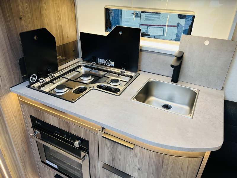 Kabe Royal 560 GLE B2 - KS  foto: 5