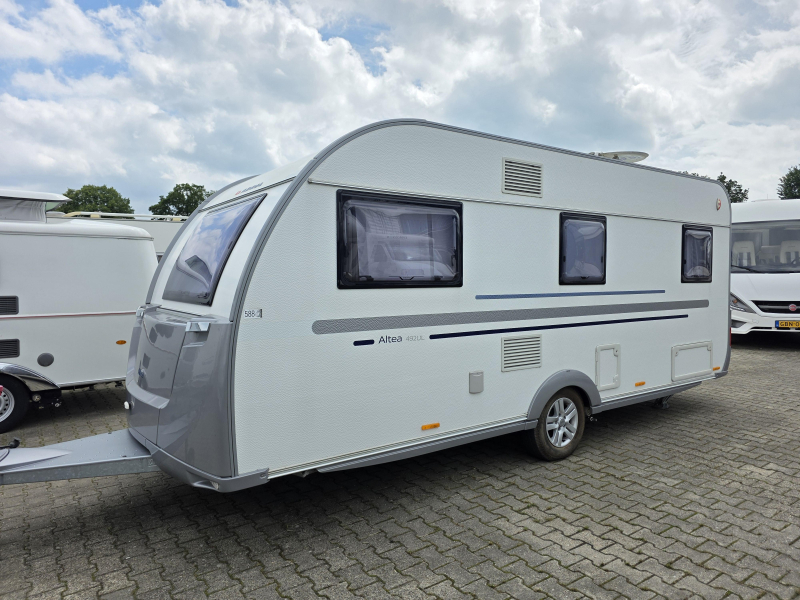Adria Altea 492 UL Rondzit enkele bedden '18  foto: 22