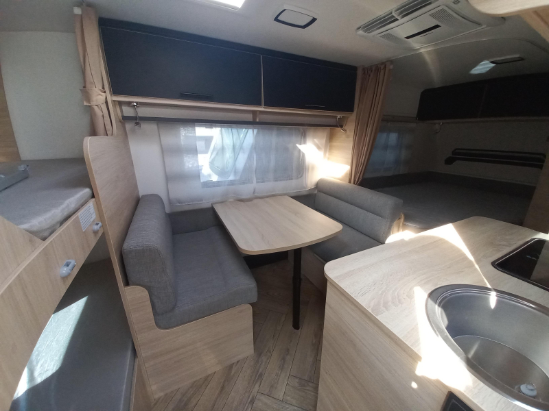 Caravelair Sport Line 476 mover-voortent-airco  foto: 5