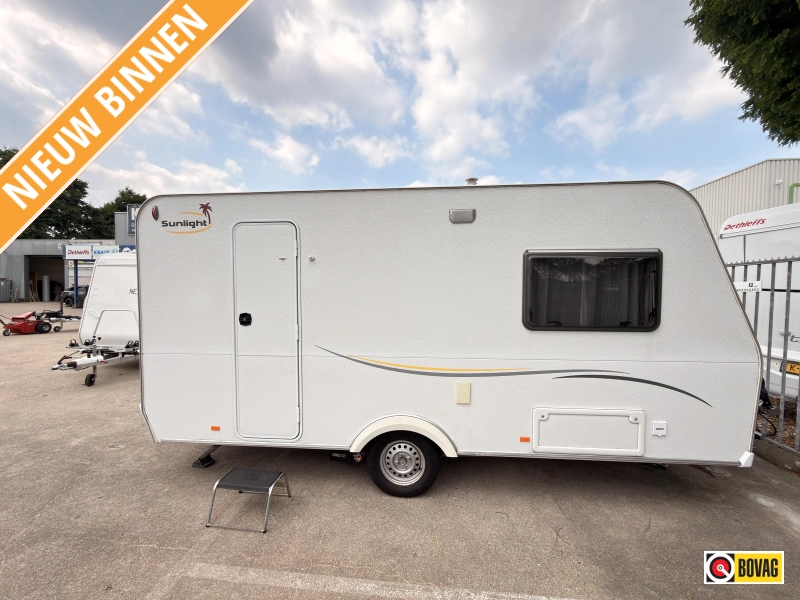 Sunlight Njoy 42 D +mover+voortent+Fietsdrag  foto: 0