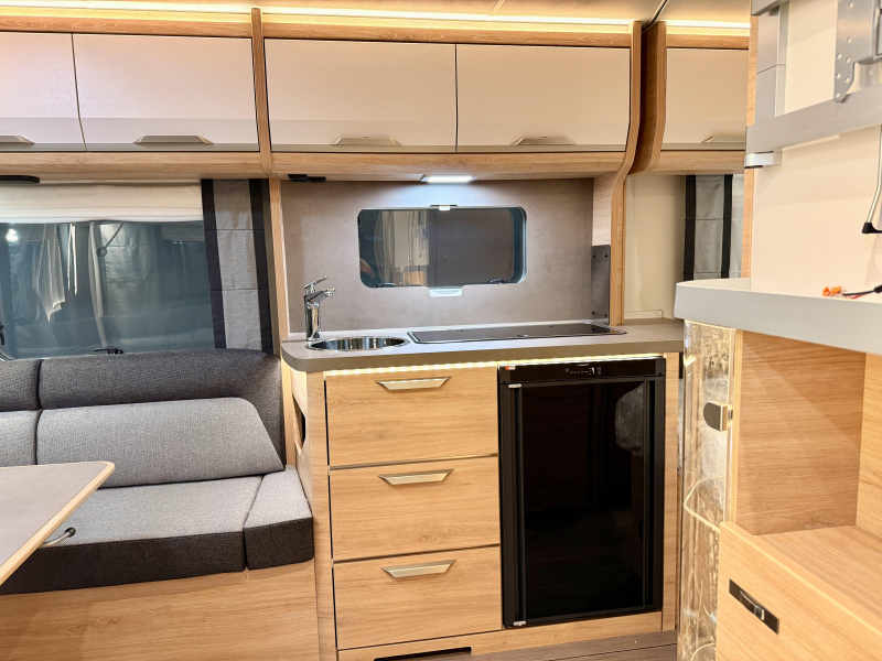 Knaus Sudwind Black Selection 450 FU model 2027  foto: 17