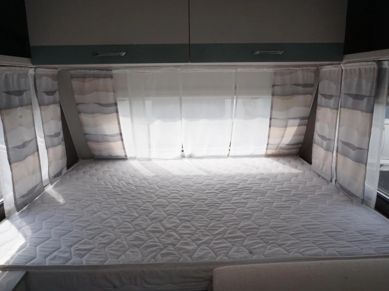 Dethleffs C'Joy 420 QSH Dakluifel/Voortent/Fietsd  foto: 5