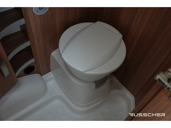 Weinsberg CaraOne 420 QD Caravan | Go2 Mover | Schotel | Kachel | Douche | Toilet | Luifel | Voortent | Fietsendrager foto: 13