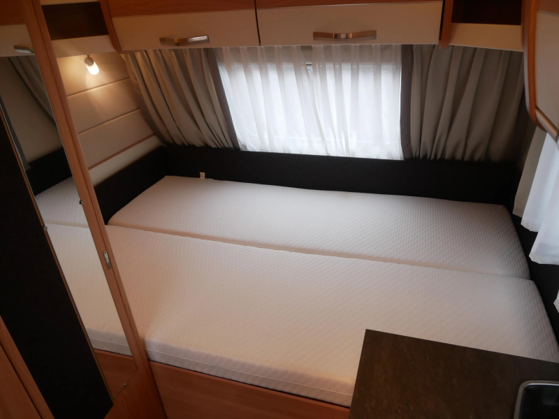 Knaus Sudwind Silver Selection 420 QD Incl. mover en fietsenrek  foto: 11