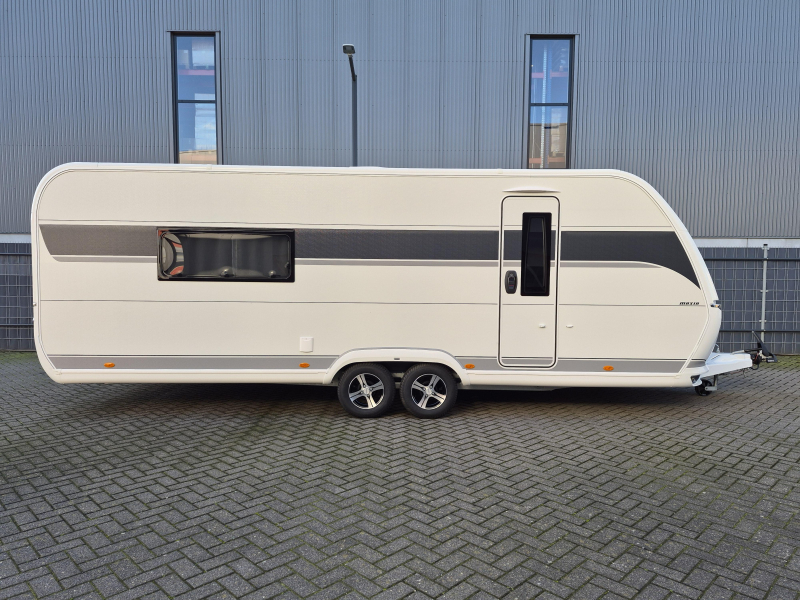 Hobby Maxia 660 WQM in nieuwstaat  foto: 7