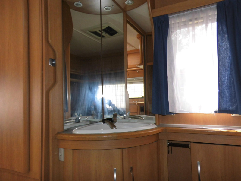 Swift Toscane 490 CF Mover, luifel  foto: 6
