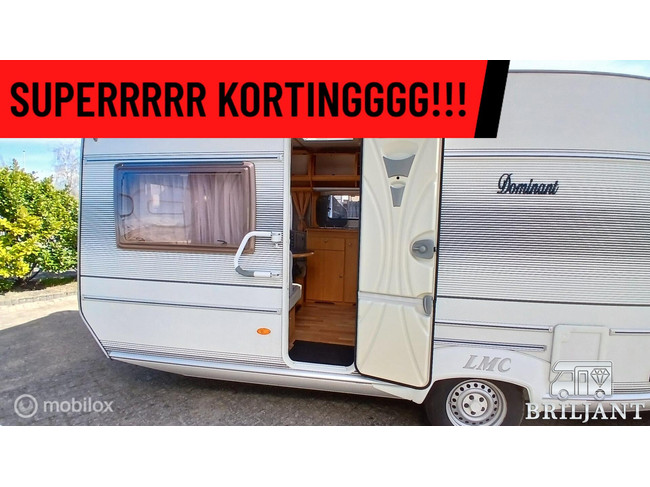 LMC 560K1 caravan.. enkelebedden/rondzit foto: 2