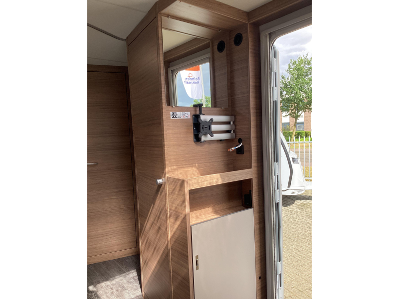 Knaus Sport E-Power Selection 450 FU mover/airco/omnistor  foto: 13