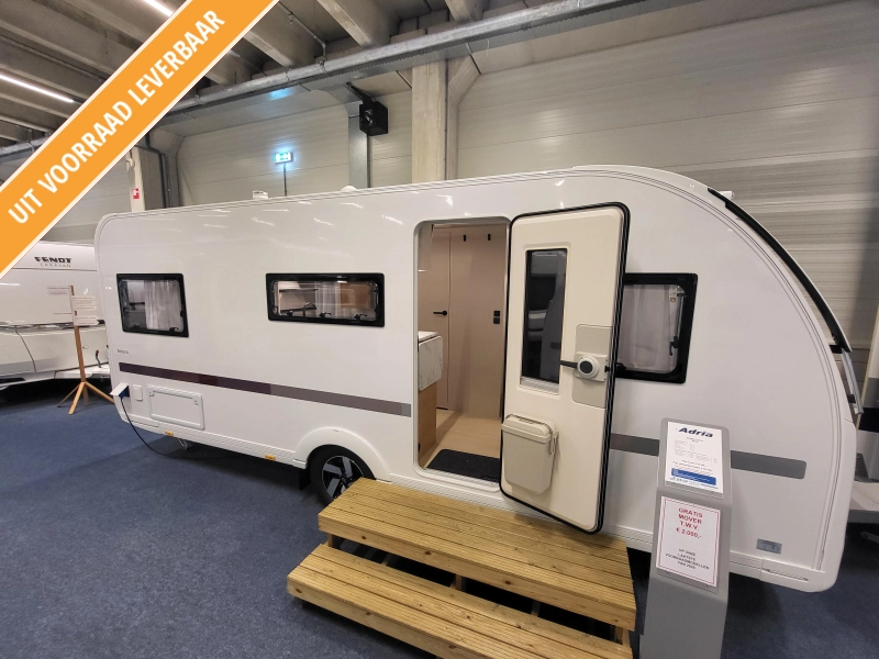 Adria Adora 532 UL gratis mover  hoofdfoto: 1