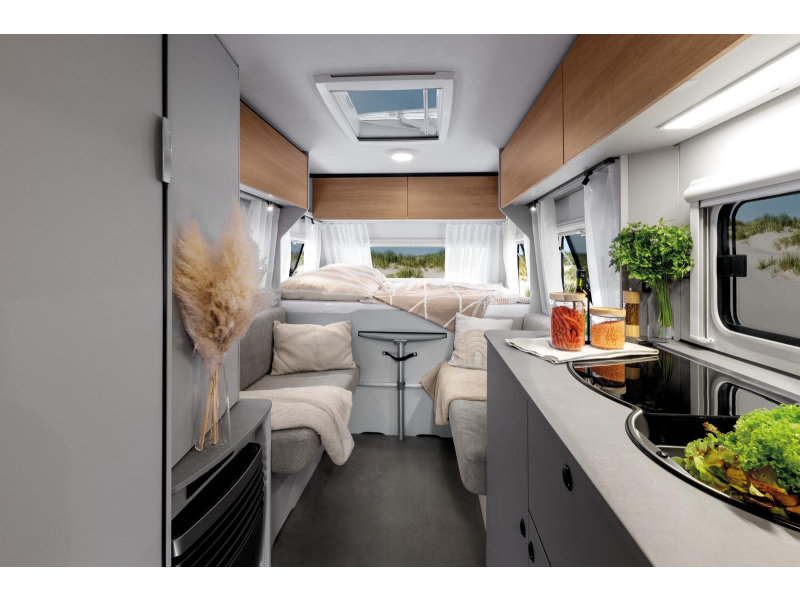 LMC Sassino 470 K model 2027, stapelbed 