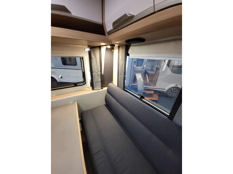 Knaus Sudwind Black Selection 460 EU super compleet af fabriek  foto: 10
