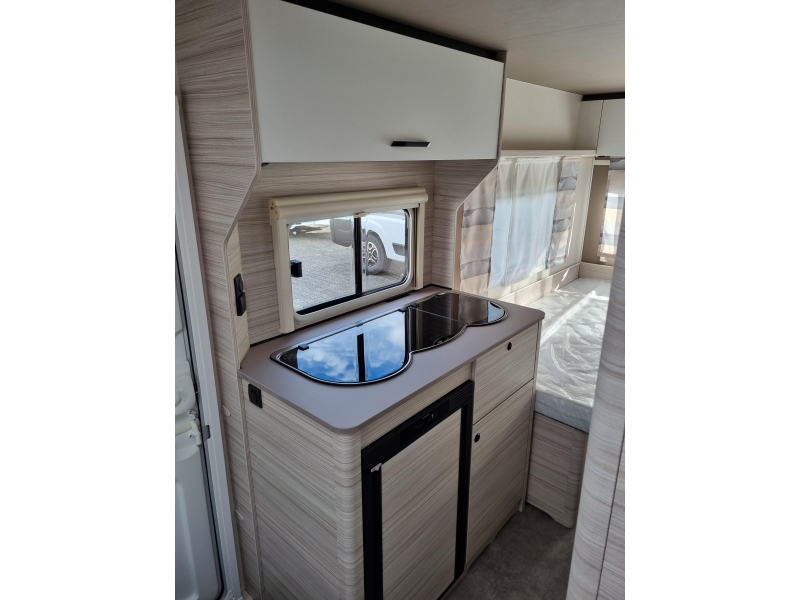 Dethleffs C'Joy 460 LE Active - Enkele bedden!  foto: 7