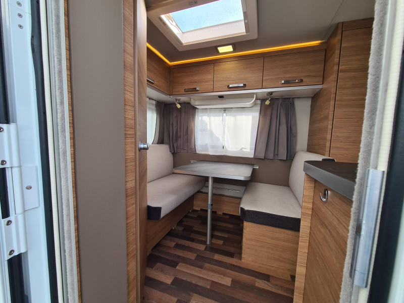 Weinsberg CaraOne 390 QD  foto: 8