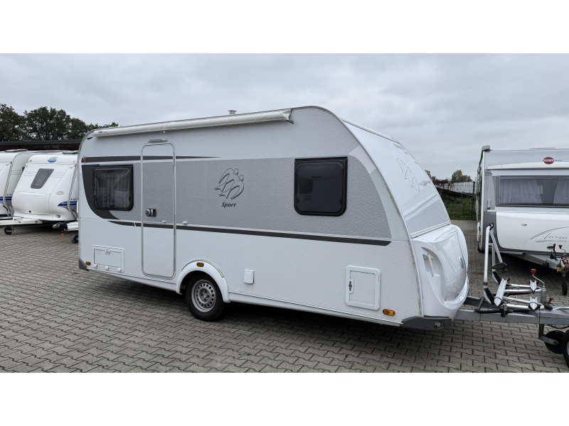 Knaus Sport 450 FU frans bed rondzit toilet  foto: 0