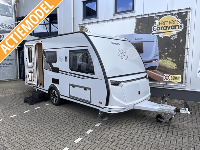 Knaus Sudwind Black Selection 460 EU ENKELE BEDDEN-VLOERVERW 